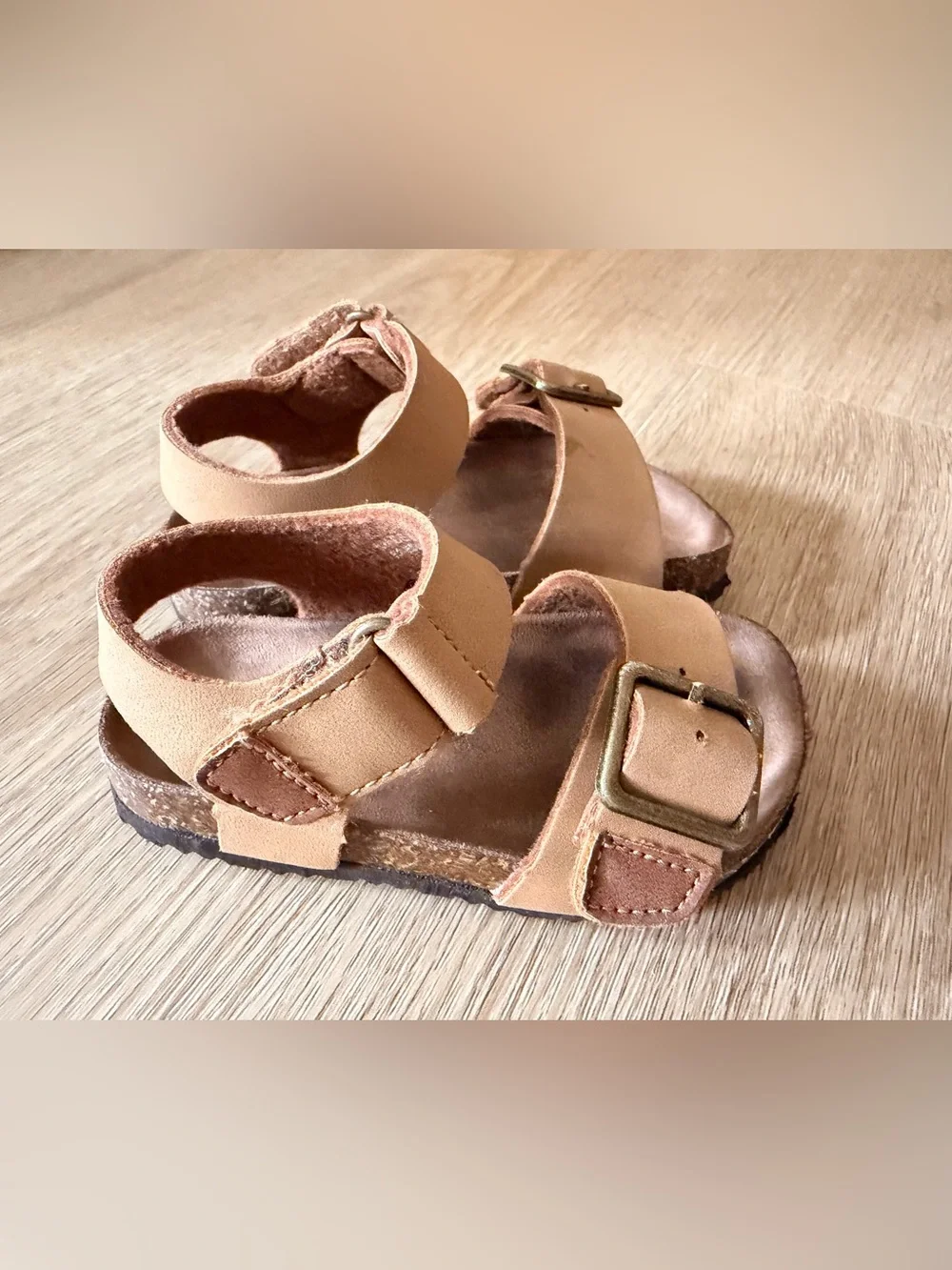 BUNDLE: six pairs of toddler size 4 shoes in great condition